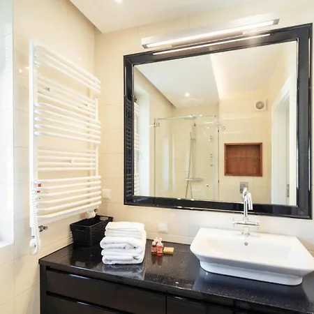 Meridian Luxury By Grand