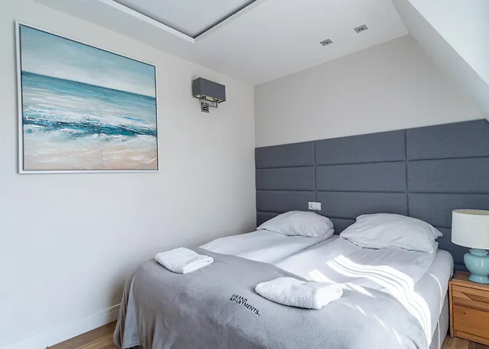 Meridian Luxury By Grand アパート *