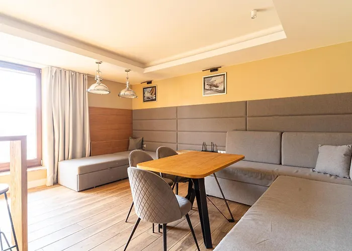 Meridian Luxury By Grand アパート *